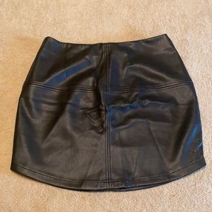 NWT Lulu’s Faux Leather Black Mini Skirt